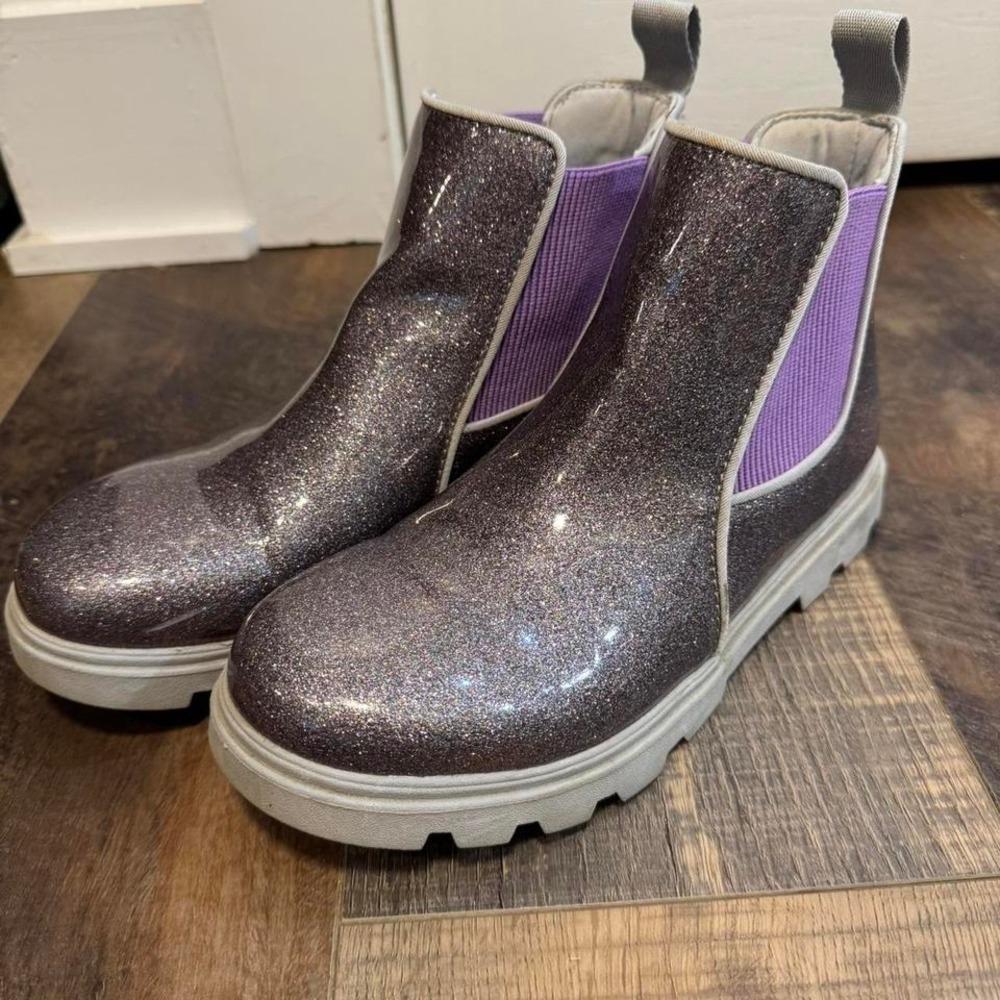 Purple glitter Native kids Kensington Treklite ankle boots size J6